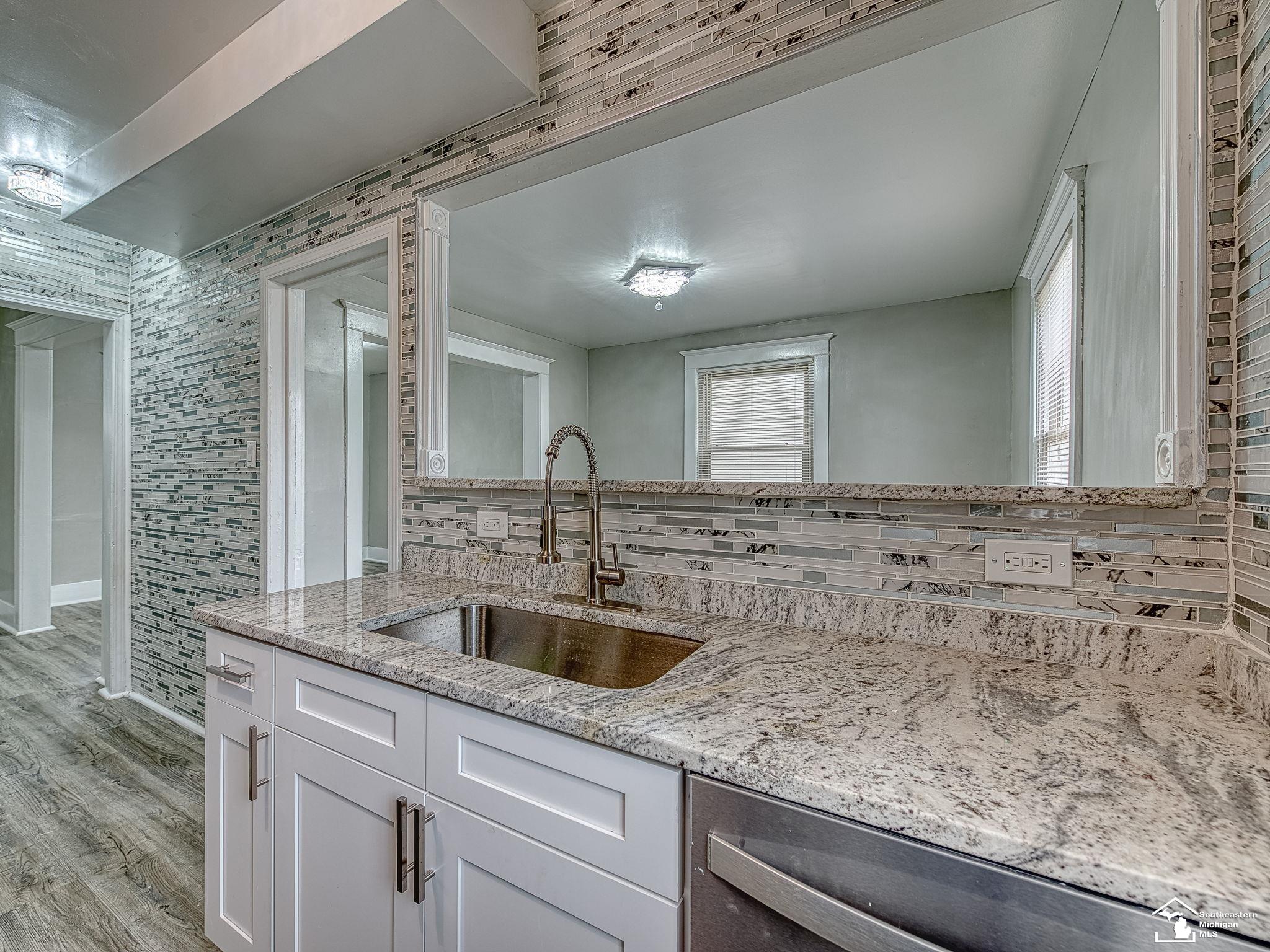 193 Fairmont Street River Rouge, MI 48218 - Photo 11 of 27 Gallery Image 11