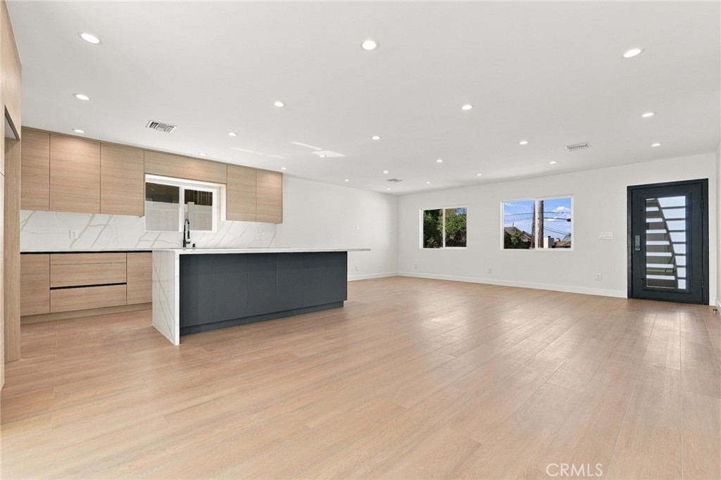 10902 Big Tujunga Canyon Road Tujunga, CA 91042 - Photo 5 of 22 Gallery Image 5