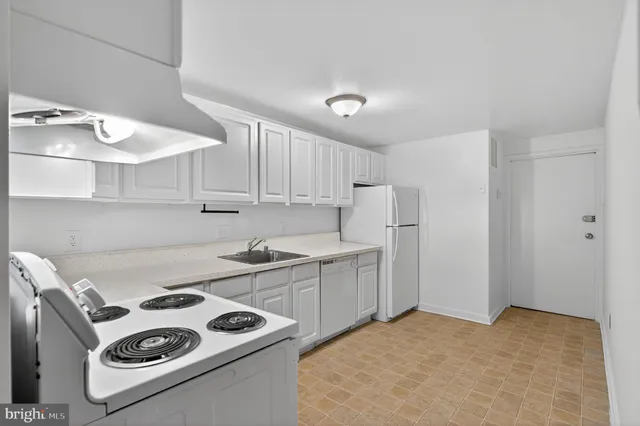 $3,437 | 2441 18th Street Northwest, Unit 6, Washington, DC 20009
