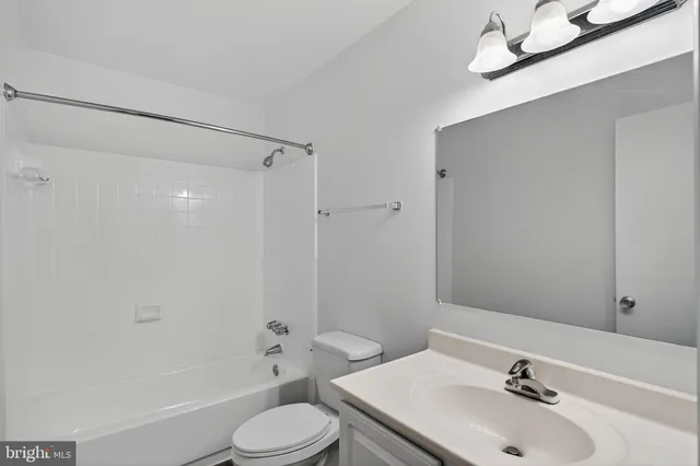 $3,437 | 2441 18th Street Northwest, Unit 6, Washington, DC 20009