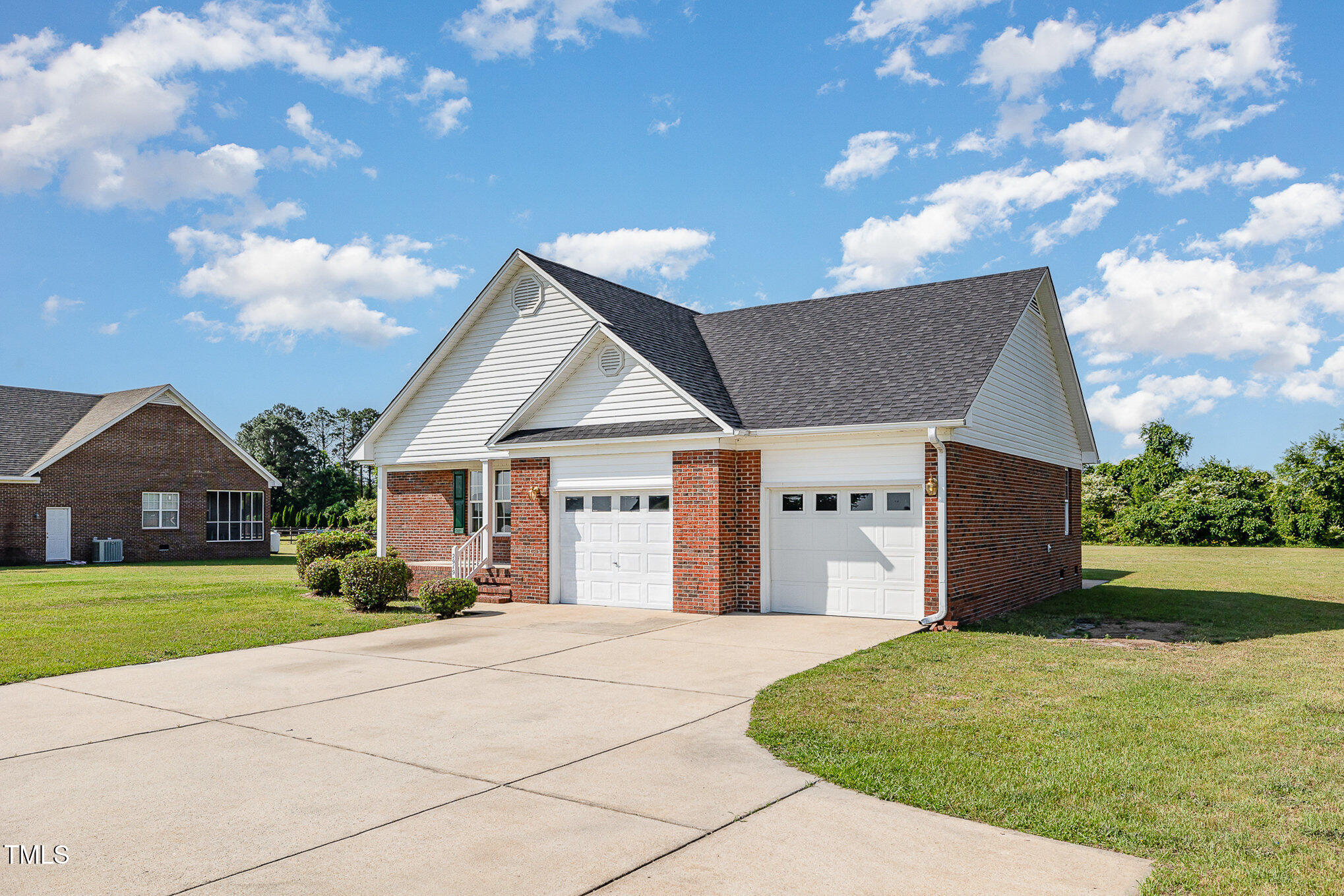 2919 Hayfield Road Wade, NC 28395 - Photo 2 of 29 001_img_7871-edit_729
