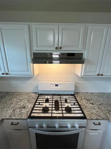 $1,950 | 2214 Mockingbird Lane, Garland, TX 75042