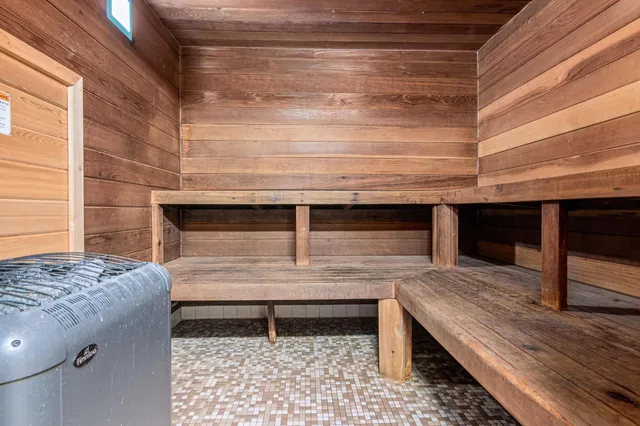 $204,900 | 3320 Louisiana Avenue South, Unit 112, St. Louis Park, MN 55426