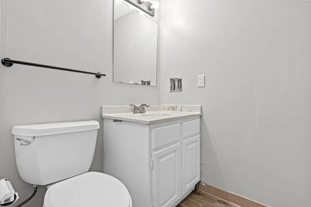 $204,900 | 3320 Louisiana Avenue South, Unit 112, St. Louis Park, MN 55426