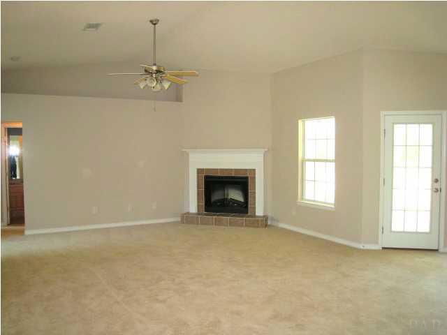 9994 Nichols Lake Road Milton, FL 32583 - Photo 8 of 20 great rm