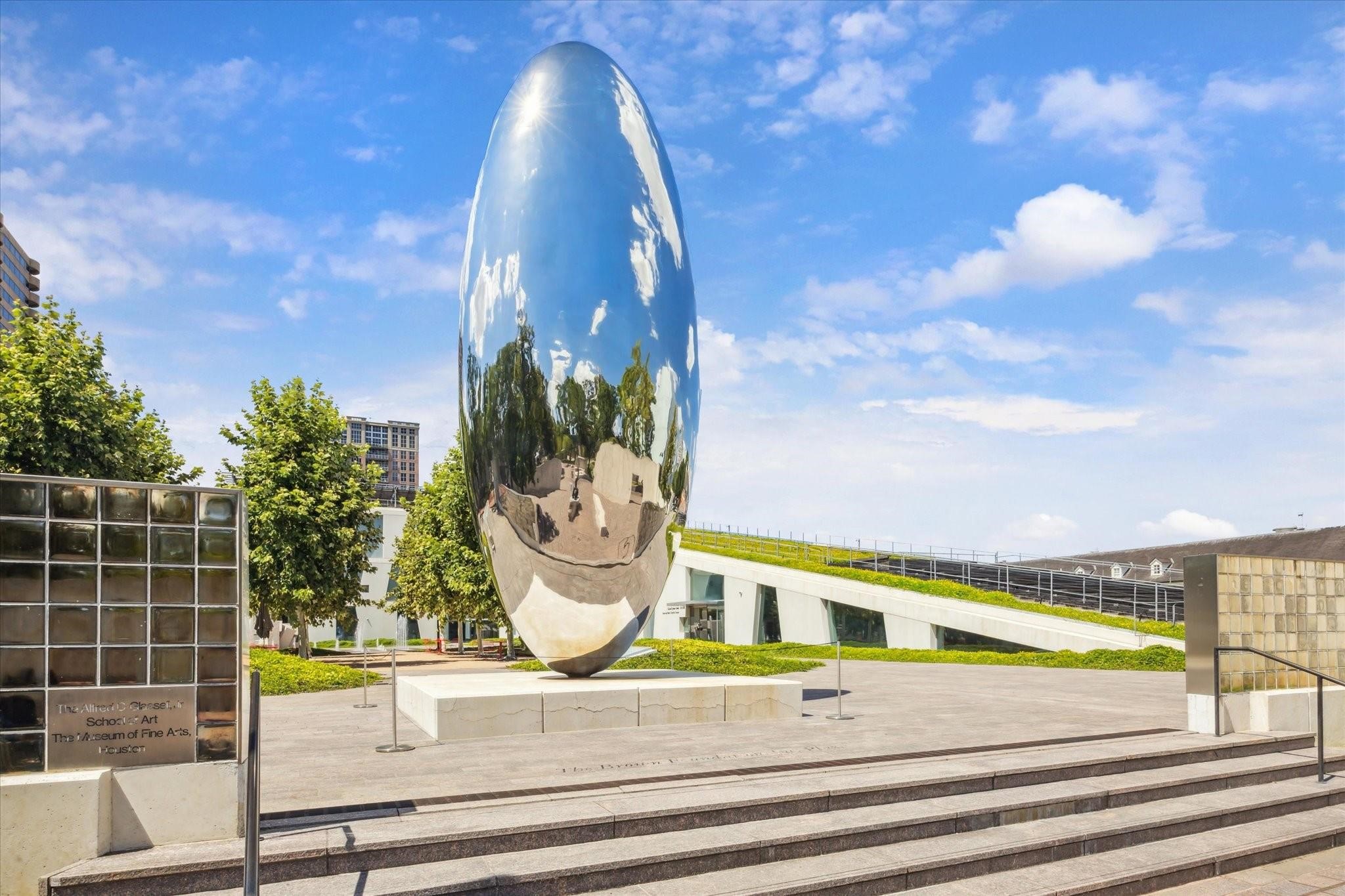 1205 Autrey Street, Unit 9 Houston, TX 77006 - Photo 19 of 32 Houston's bean in the sculpture garden is a short walk.