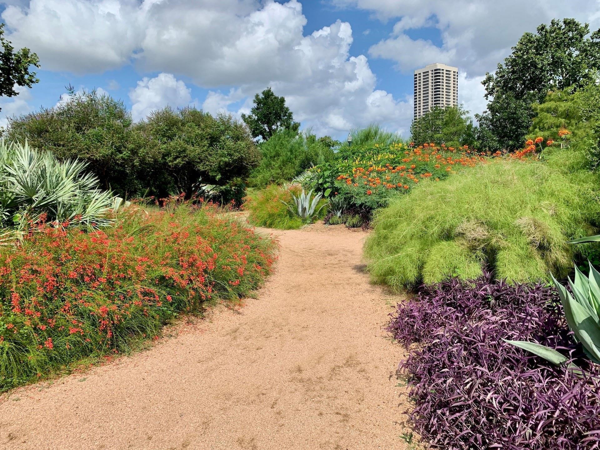 1205 Autrey Street, Unit 9 Houston, TX 77006 - Photo 29 of 32 McGovern Centennial Gardens.