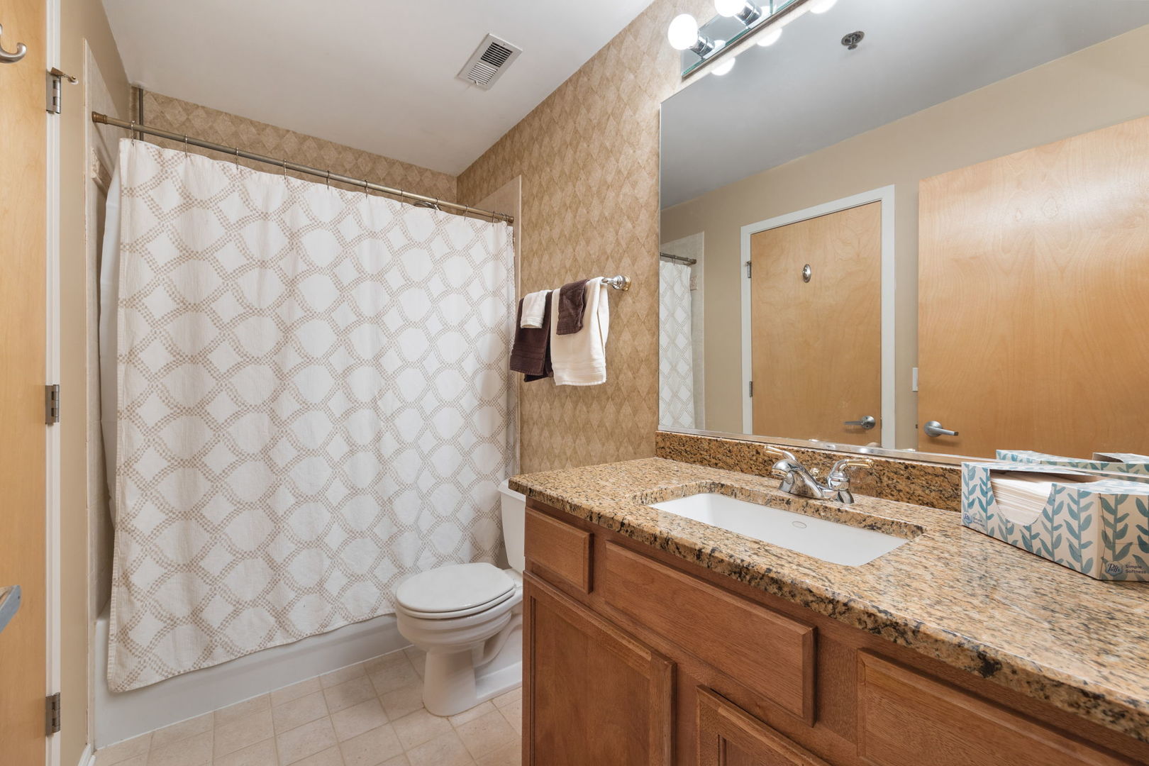 1500 West Monroe Street, Unit 618 Chicago, IL 60607 - Photo 14 of 18