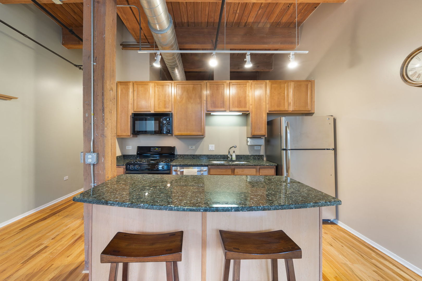 1500 West Monroe Street, Unit 618 Chicago, IL 60607 - Photo 9 of 18