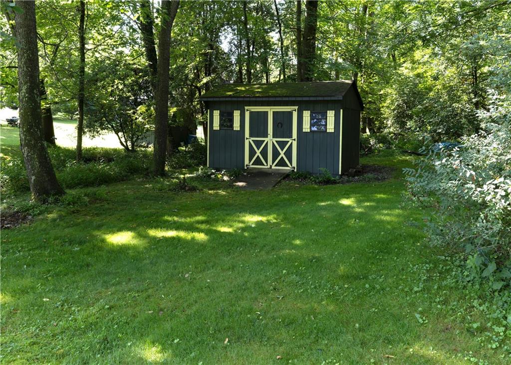 132 Dutchtown Road Butler, PA 16002 - Photo 7 of 44