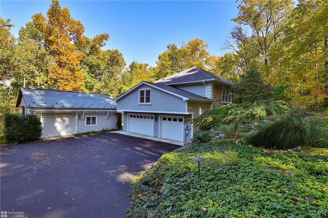 5877 Limeport Road Emmaus, PA 18049 - Photo 3 of 50 Gallery Image 3