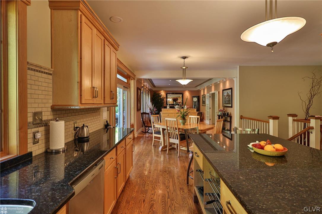 5877 Limeport Road Emmaus, PA 18049 - Photo 10 of 50 Gallery Image 10