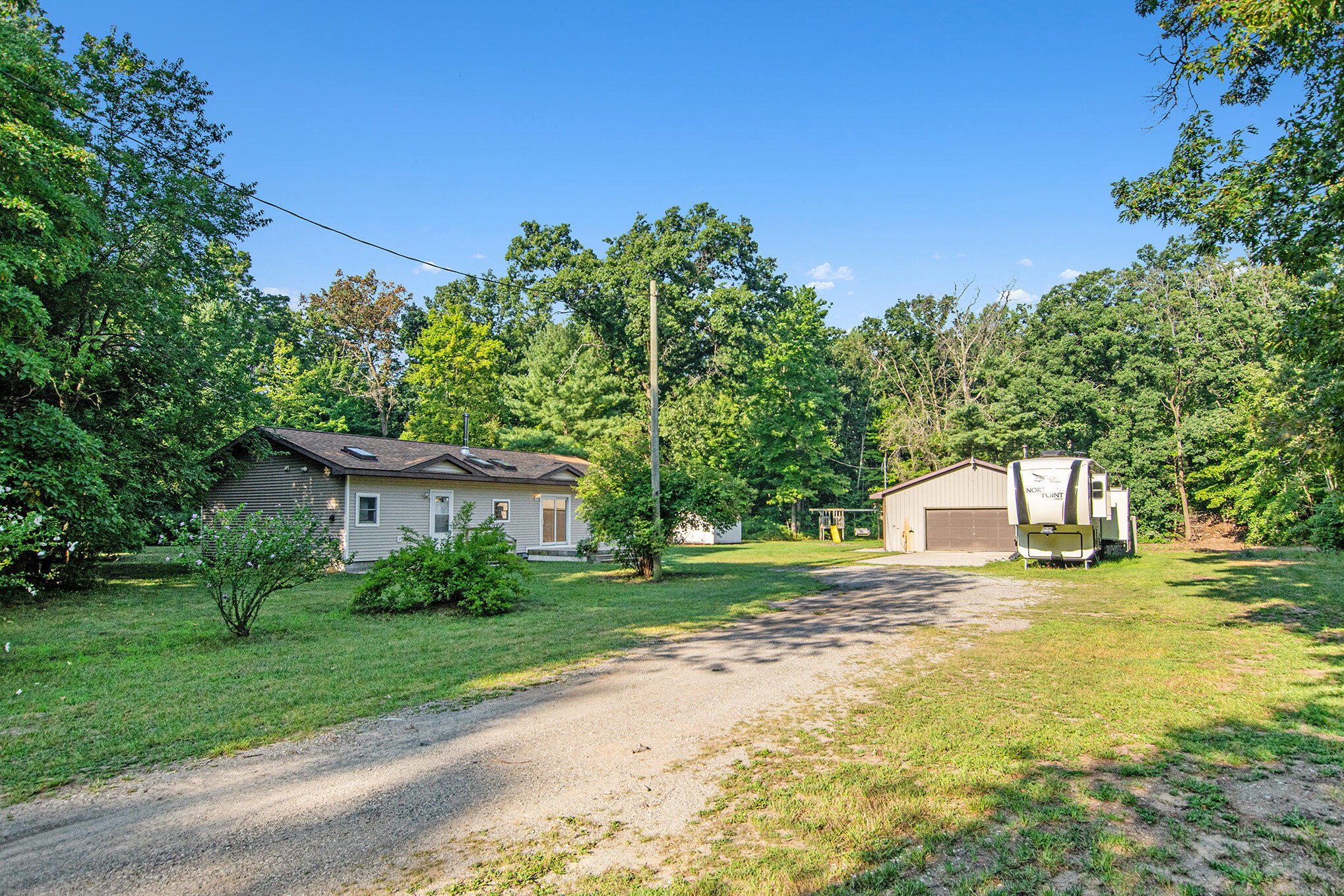 1067 South Sullivan Road Ravenna, MI 49451 - Photo 2 of 17 001_file_950