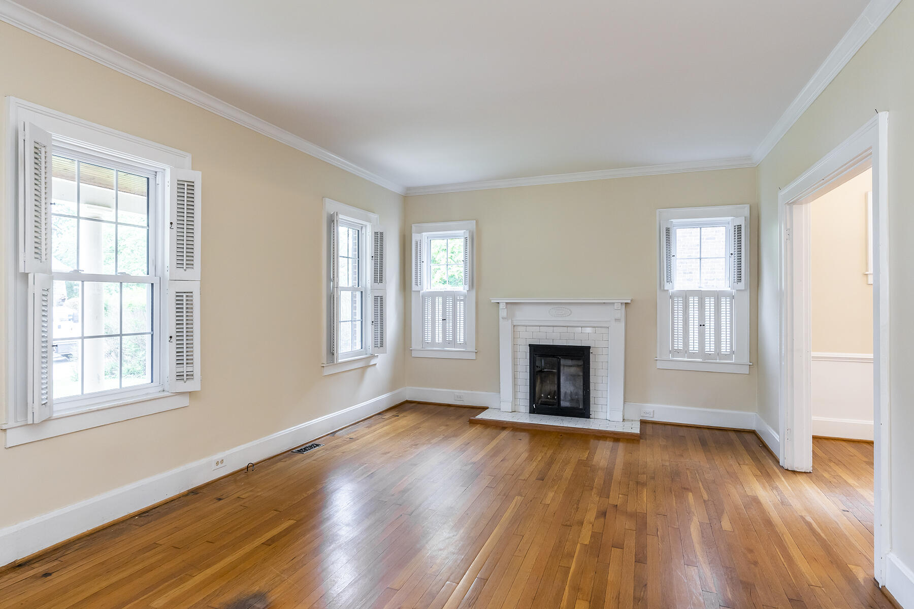341 Dudley Road Lexington, KY 40502 - Photo 6 of 38 341dudley09