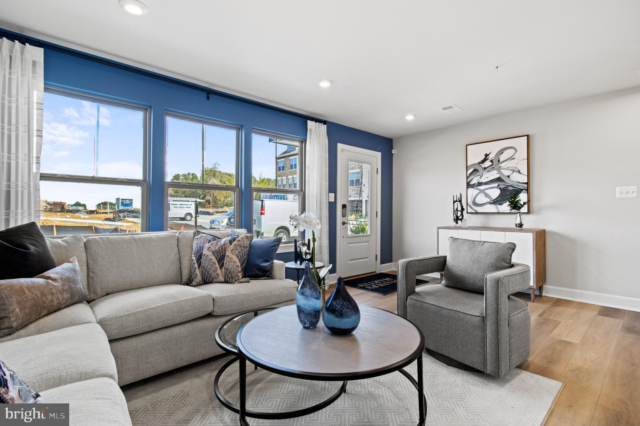 6927 Savannah Drive Brandywine, MD 20613 - Photo 3 of 35