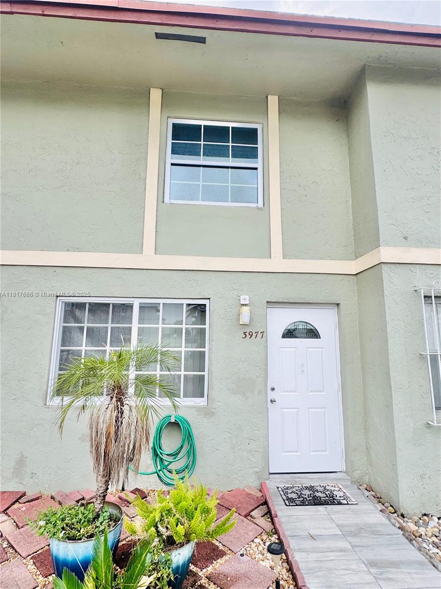 3977 West 9th Lane, Unit 4 Hialeah, FL 33012 - Photo 2 of 21