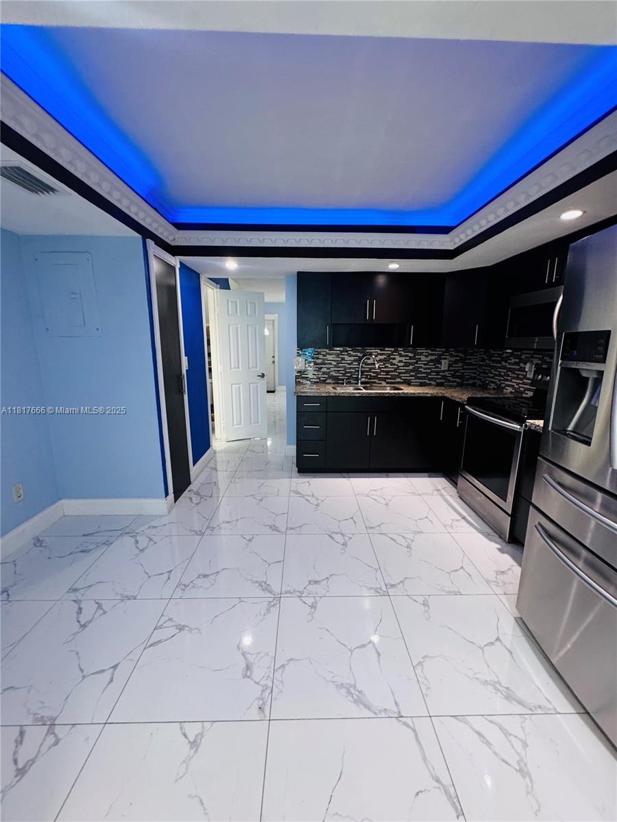 3977 West 9th Lane, Unit 4 Hialeah, FL 33012 - Photo 5 of 21