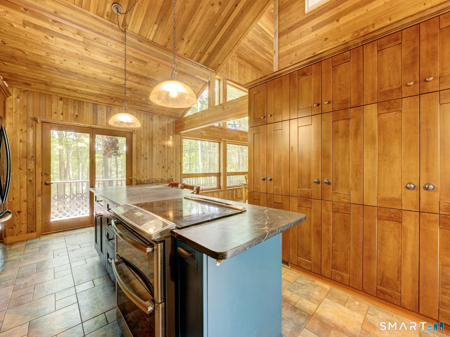 140 Old Willimantic Road Columbia, CT 06237 - Photo 14 of 37