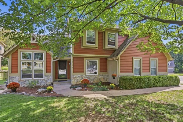 $525,000 | 13309 West 116th Street, Overland Park, KS 66210