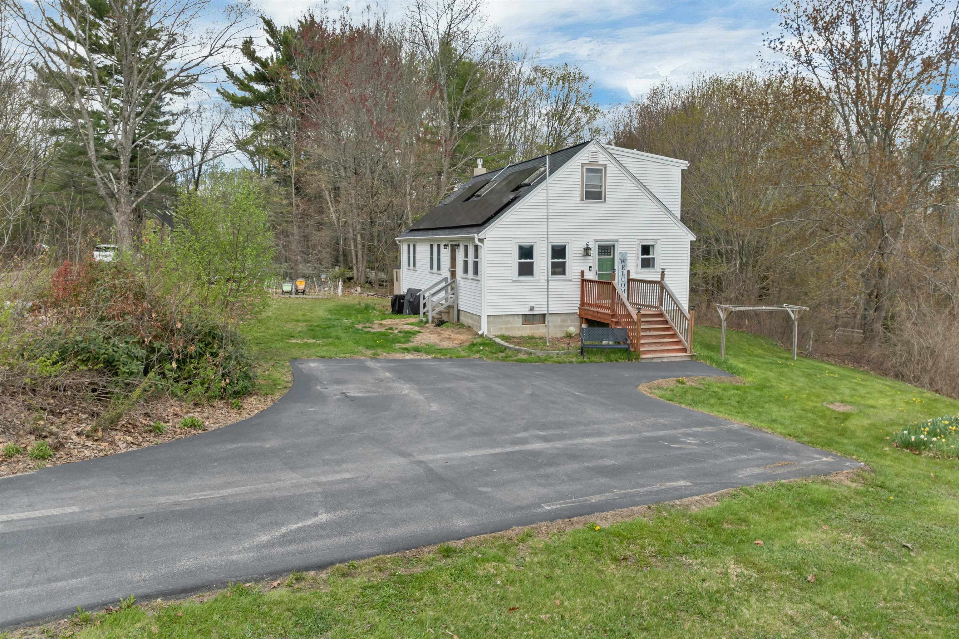 156 Branch Hill Road Milton, NH 03852 - Photo 3 of 31