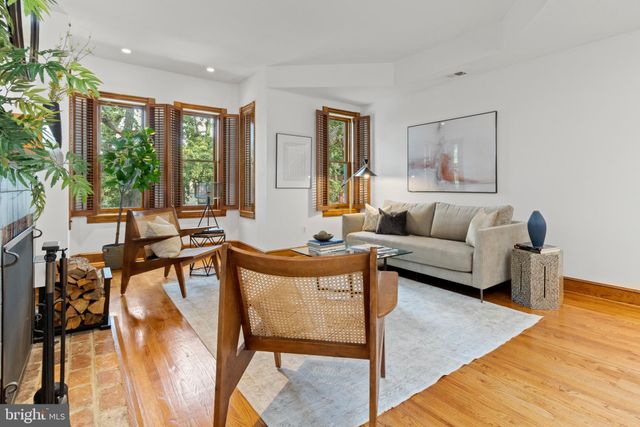 $2,009,000 | 1446 Swann Street Northwest, Washington, DC 20009