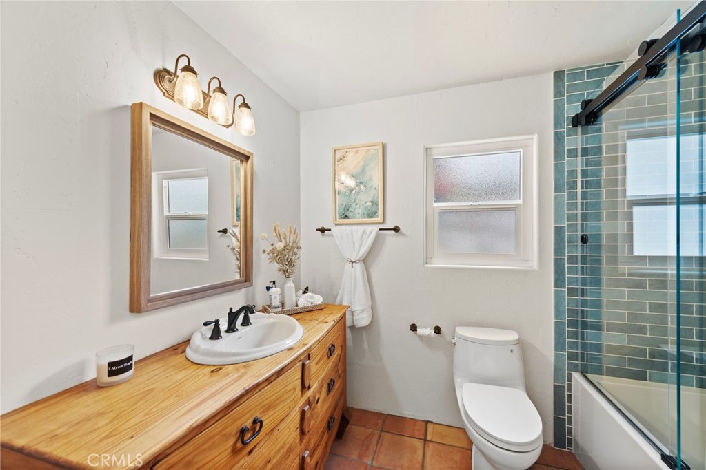 114 Avenida Trieste San Clemente, CA 92672 - Photo 15 of 25