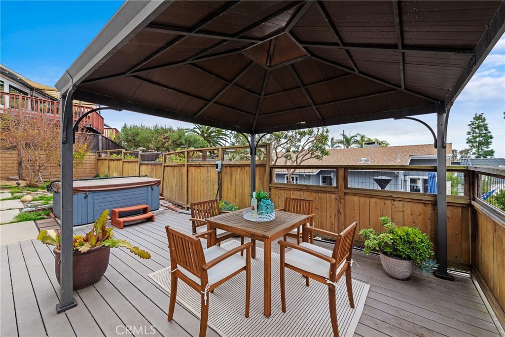 114 Avenida Trieste San Clemente, CA 92672 - Photo 19 of 25