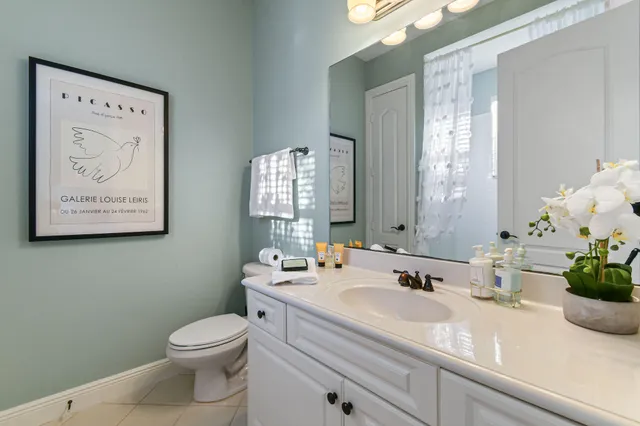 $1,250,000 | 256 West Bay Cedar Circle, Jupiter, FL 33458