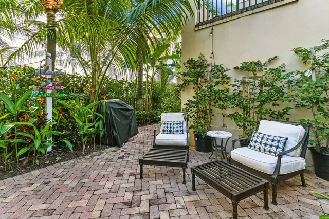 $1,250,000 | 256 West Bay Cedar Circle, Jupiter, FL 33458