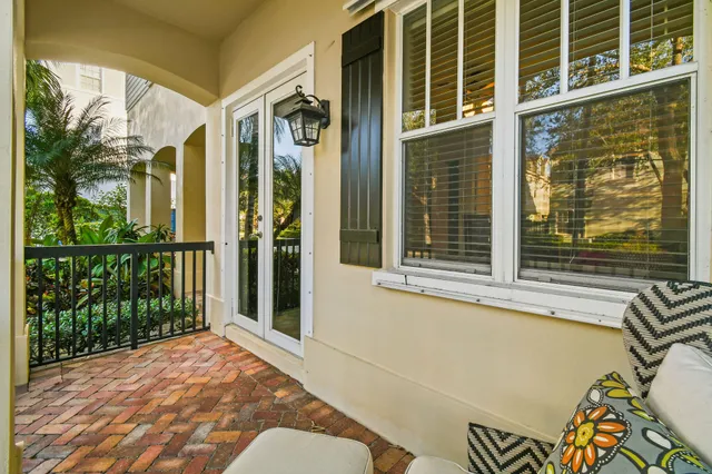 $1,250,000 | 256 West Bay Cedar Circle, Jupiter, FL 33458