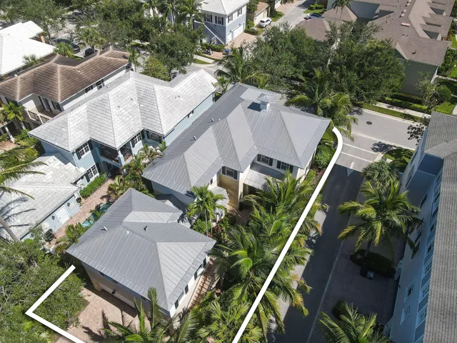 $1,250,000 | 256 West Bay Cedar Circle, Jupiter, FL 33458