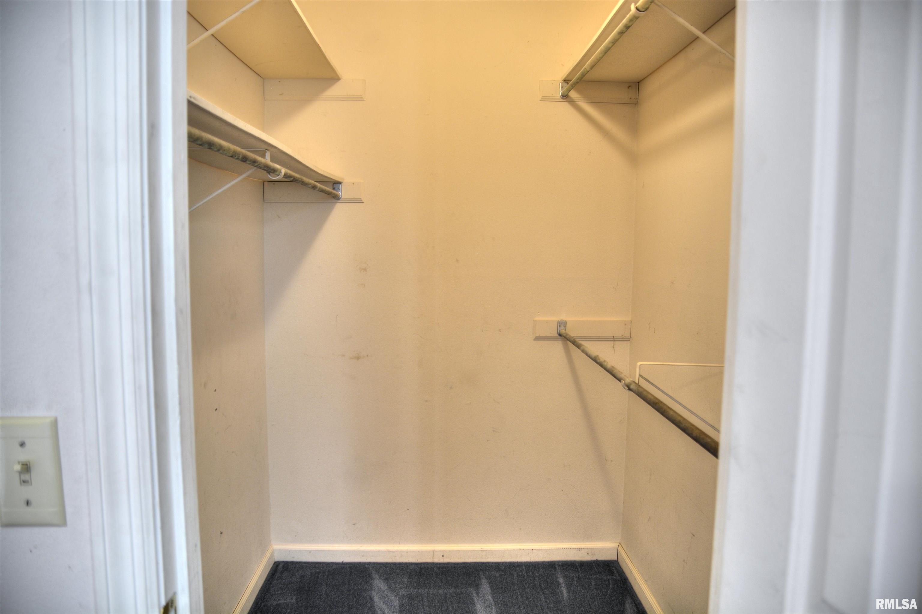 45 North Yorktown Road Macomb, IL 61455 - Photo 15 of 24