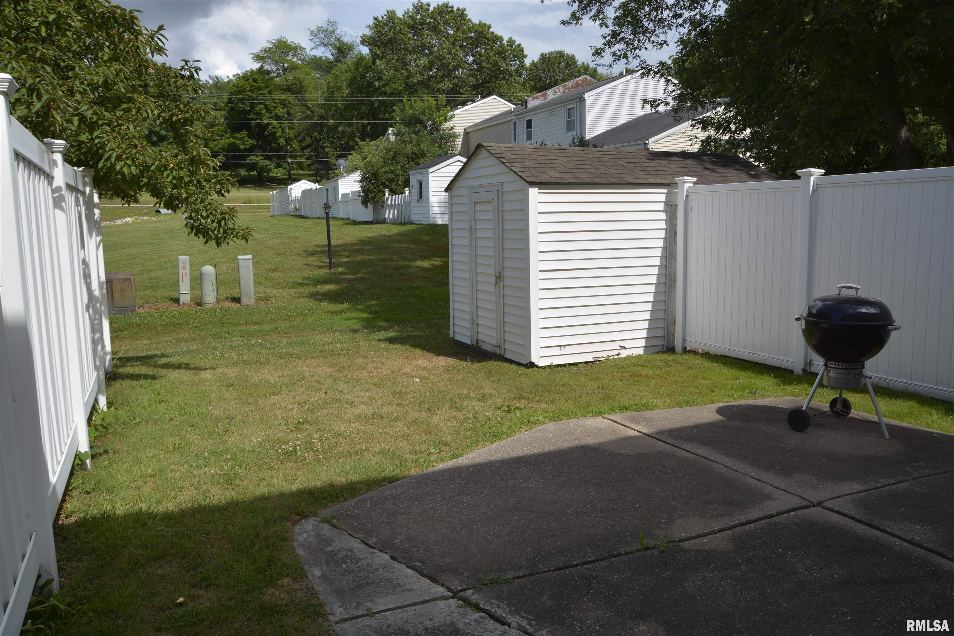 45 North Yorktown Road Macomb, IL 61455 - Photo 24 of 24