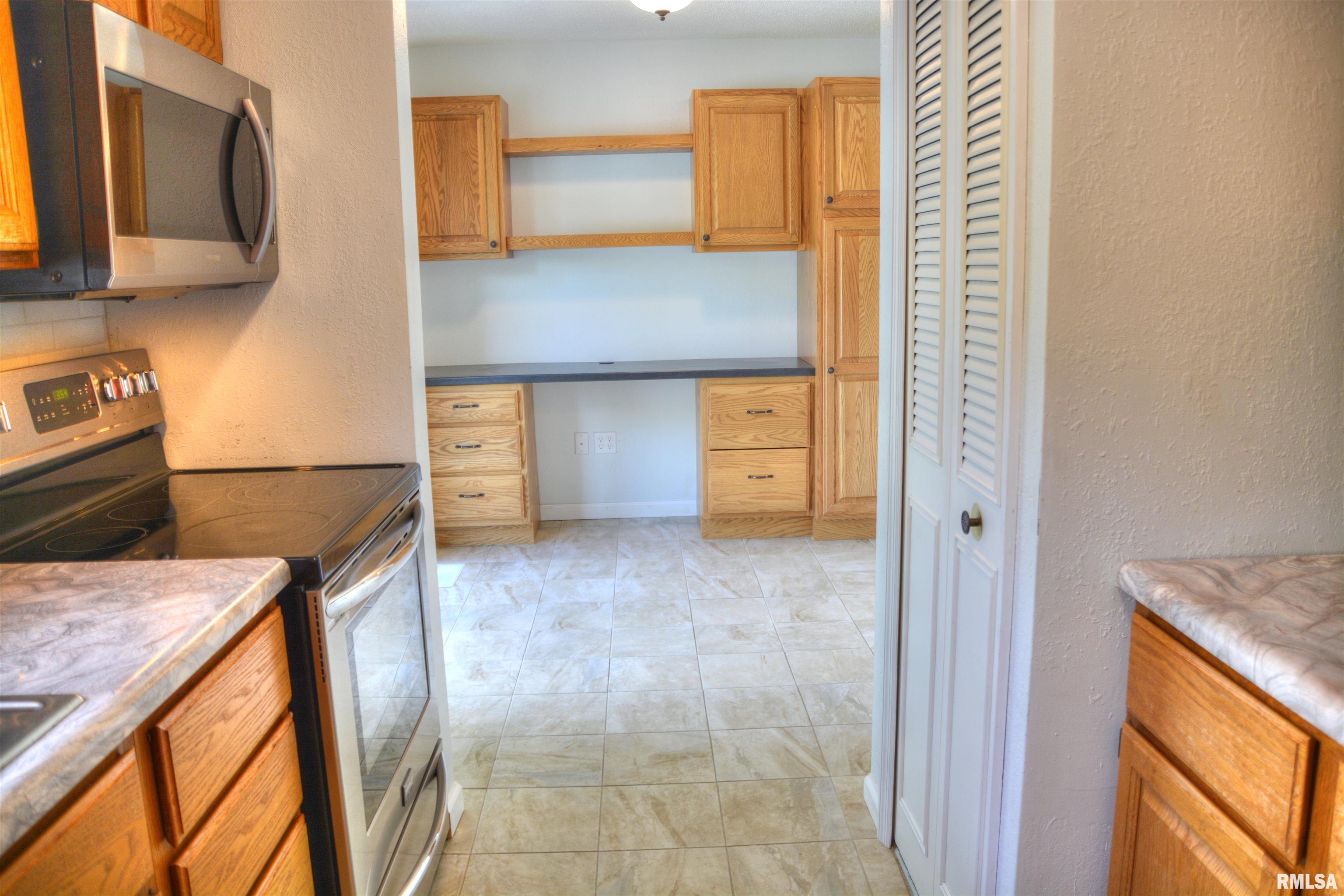 45 North Yorktown Road Macomb, IL 61455 - Photo 10 of 24