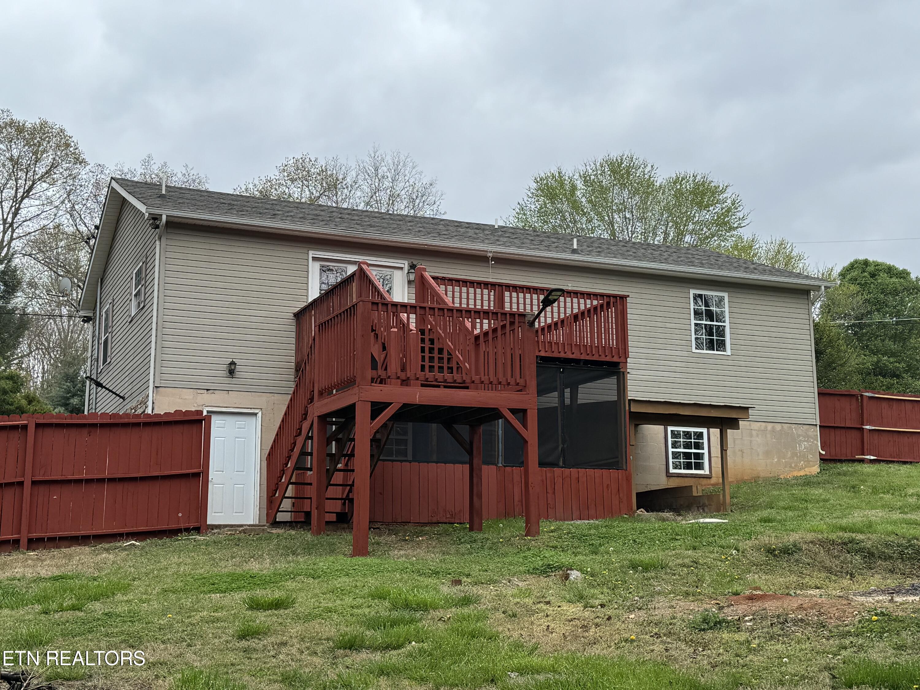 276 Ritz View Drive Blaine, TN 37709 - Photo 2 of 32 IMG_3725