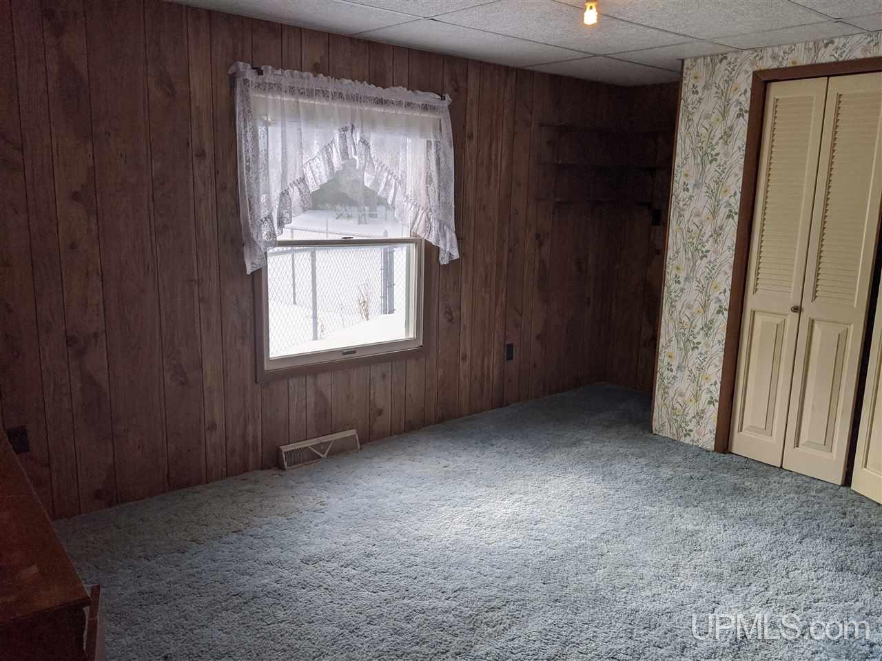 6975 M 5 Escanaba, MI 49829 - Photo 17 of 17