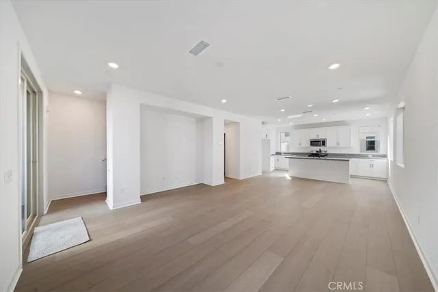 $649,900 | 2561 Sprout Lane, Corona, CA 92883