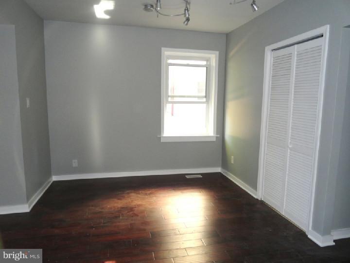 611 East Manoa Road Havertown, PA 19083 - Photo 9 of 12