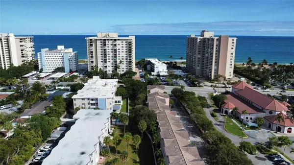 $1,900 | 1967 South Ocean Boulevard, Unit 211C, Pompano Beach, FL 33062