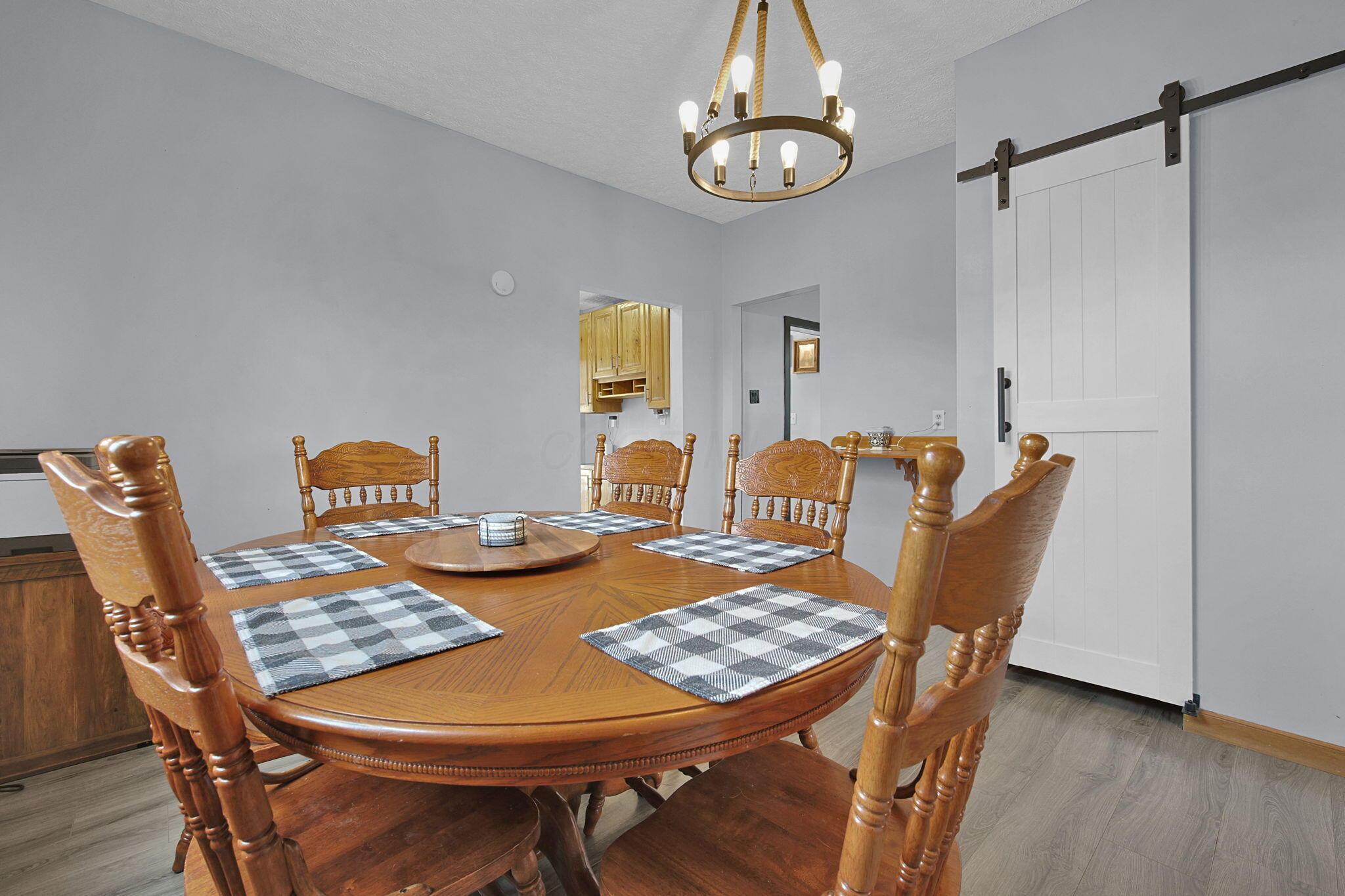 29089 Enterprise Iles Road Logan, OH 43138 - Photo 7 of 29 9-web-or-mls-29089-enterprise-iles-rd (1