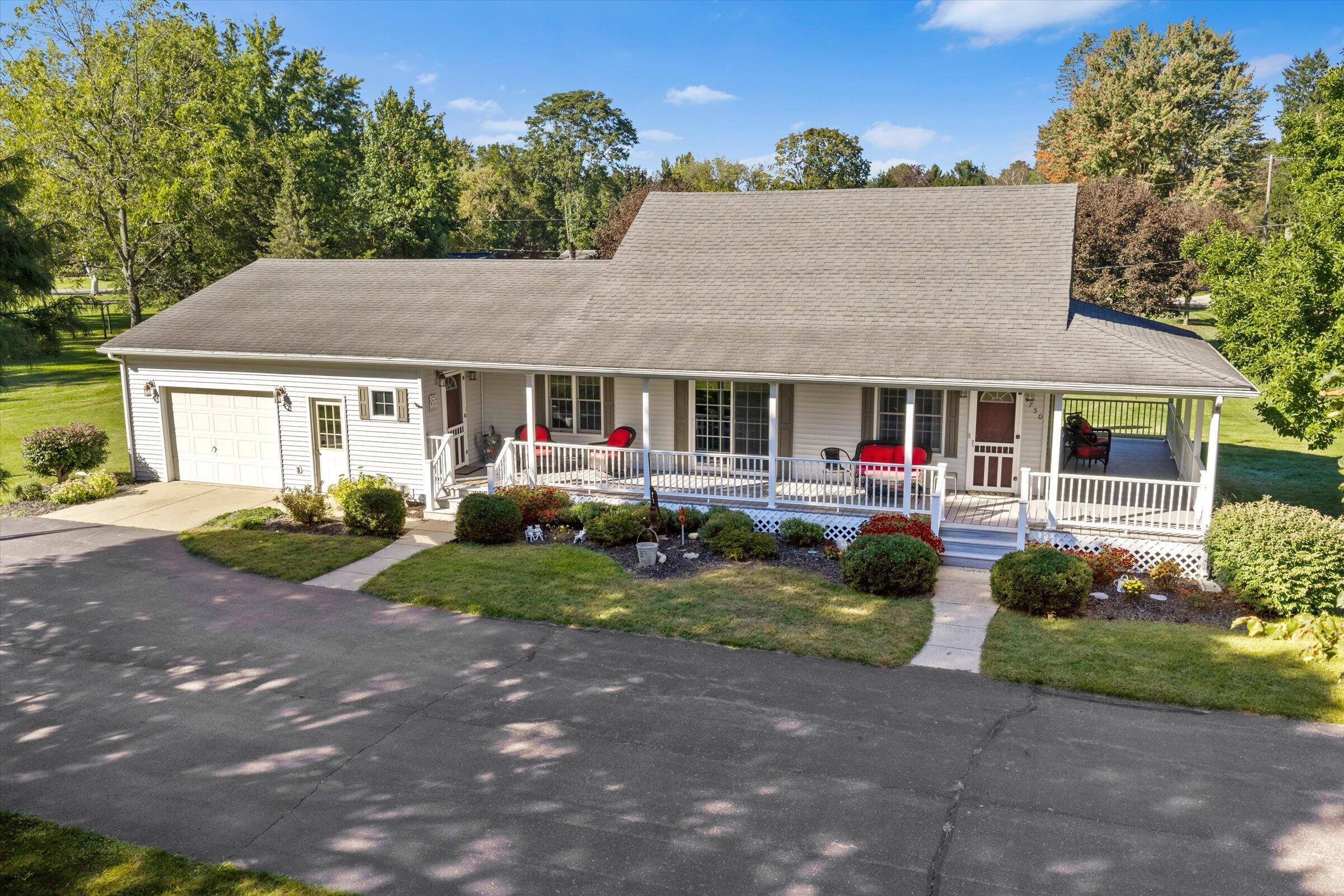4750 North Coloma Road Coloma, MI 49038 - Photo 8 of 42 52-DJI_20260928160453_0923_D
