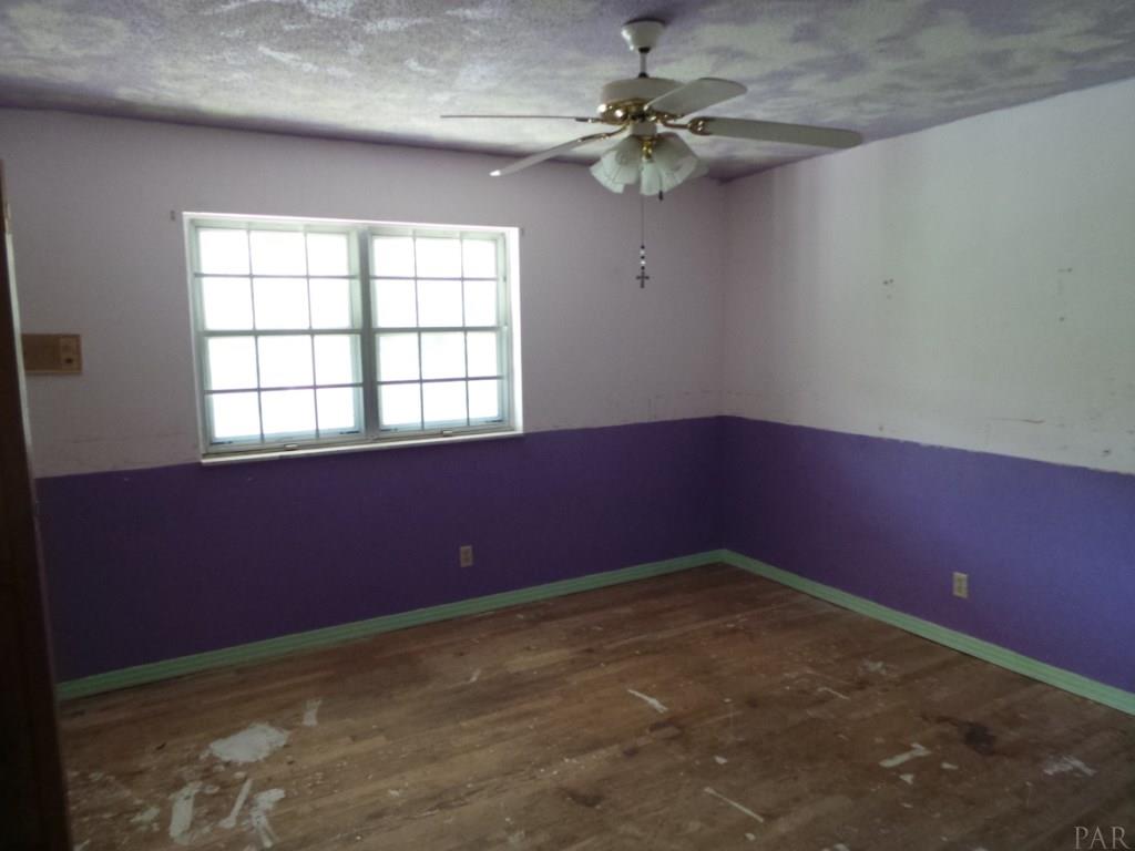 6458 Oakcrest Road Milton, FL 32570 - Photo 17 of 24 Gallery Image 17