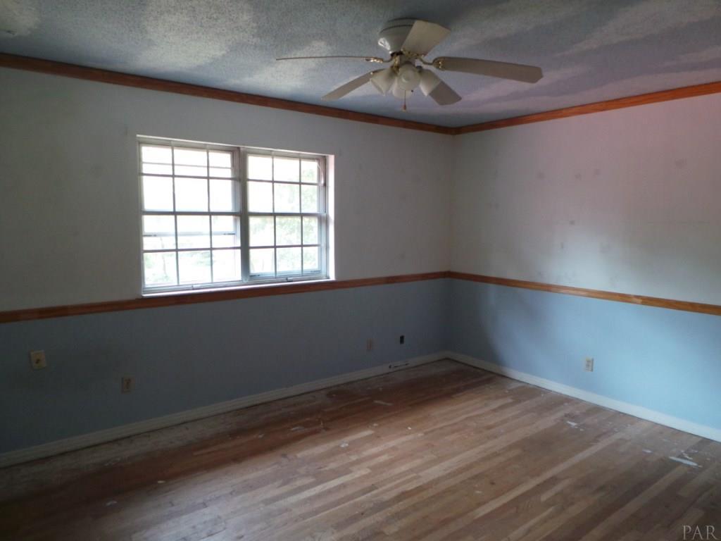 6458 Oakcrest Road Milton, FL 32570 - Photo 18 of 24 Gallery Image 18