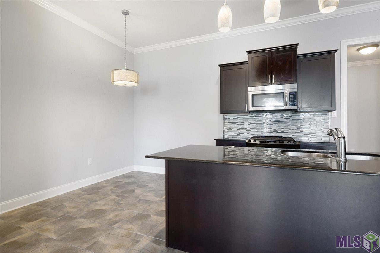 7803 Seville Court Baton Rouge, LA 70820 - Photo 3 of 13 Gallery Image 3