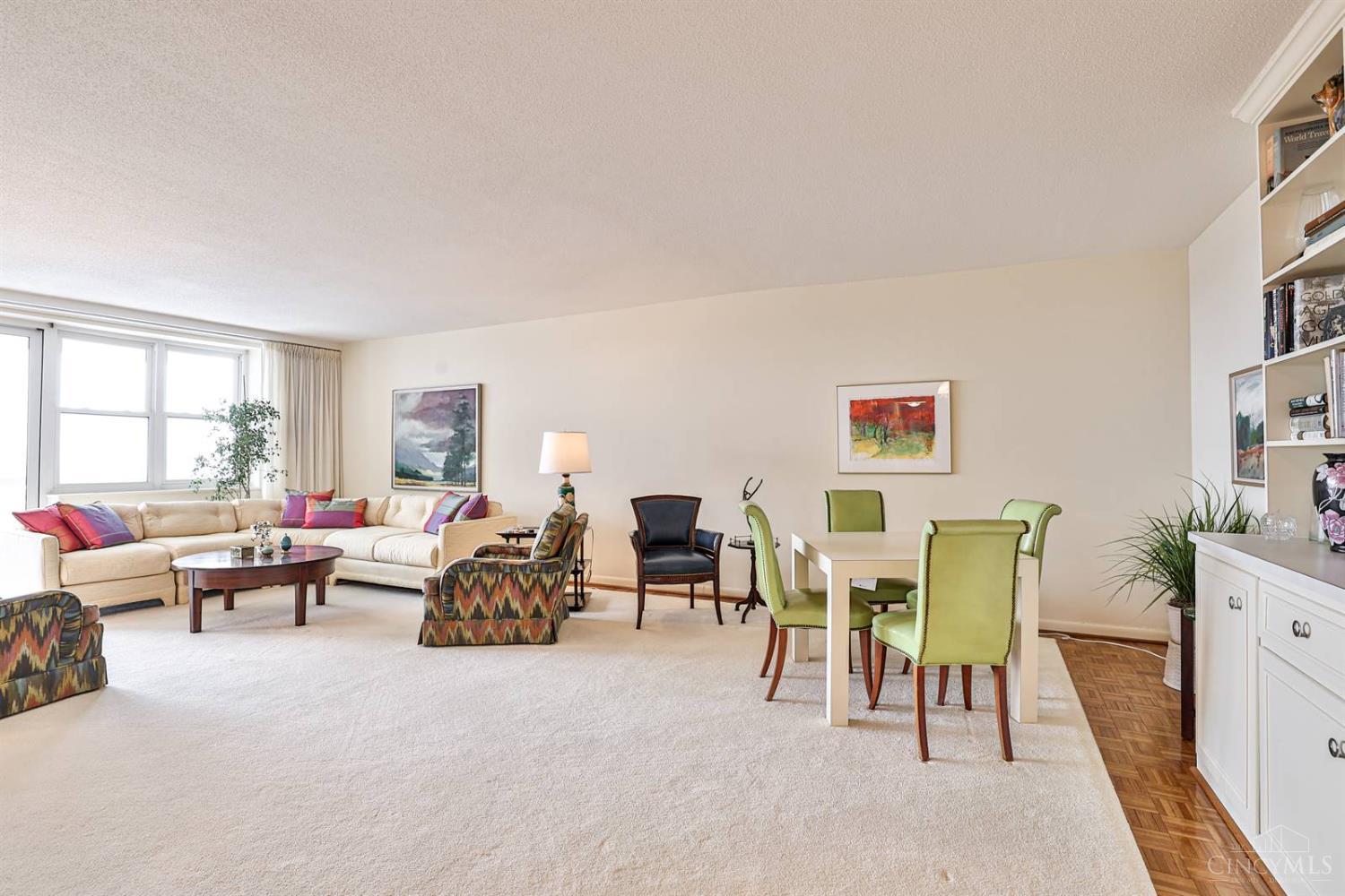 2444 Madison Road, Unit 1908 Cincinnati, OH 45208 - Photo 5 of 43 Gallery Image 5