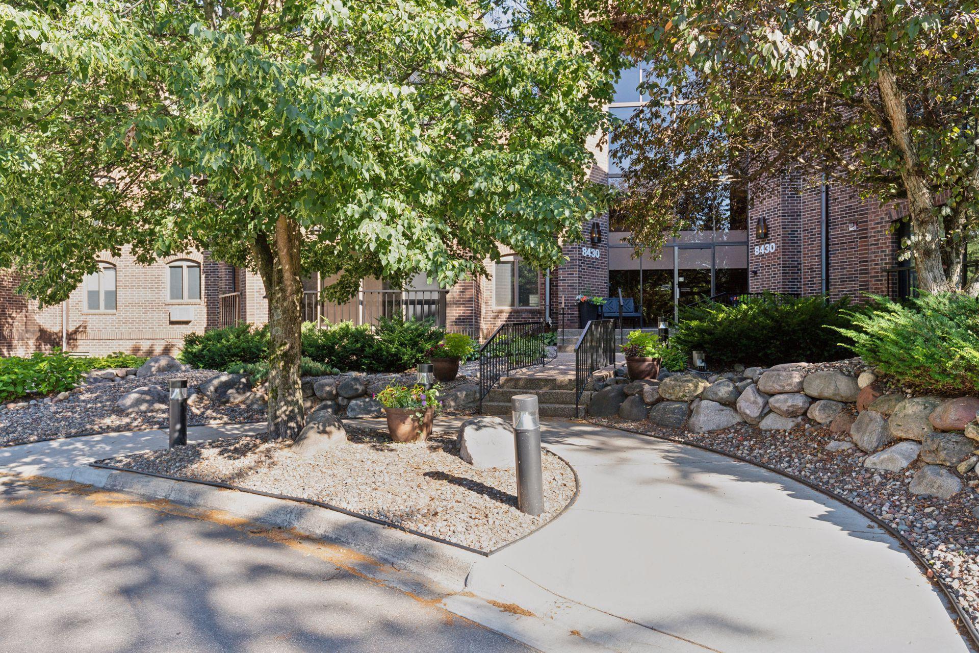 8430 Pennsylvania Road, Unit 113 Bloomington, MN 55438 - Photo 55 of 82