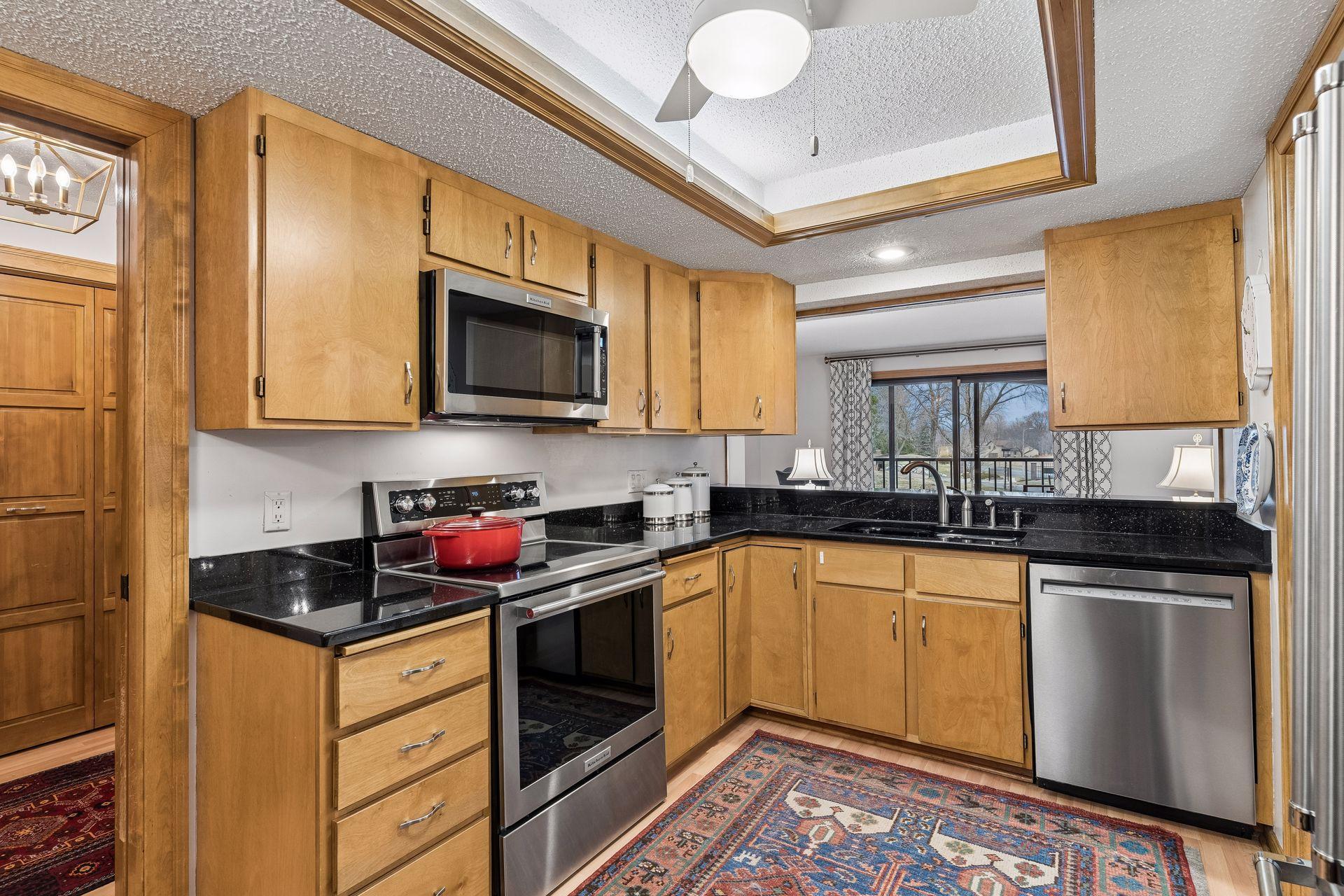 8430 Pennsylvania Road, Unit 113 Bloomington, MN 55438 - Photo 6 of 82