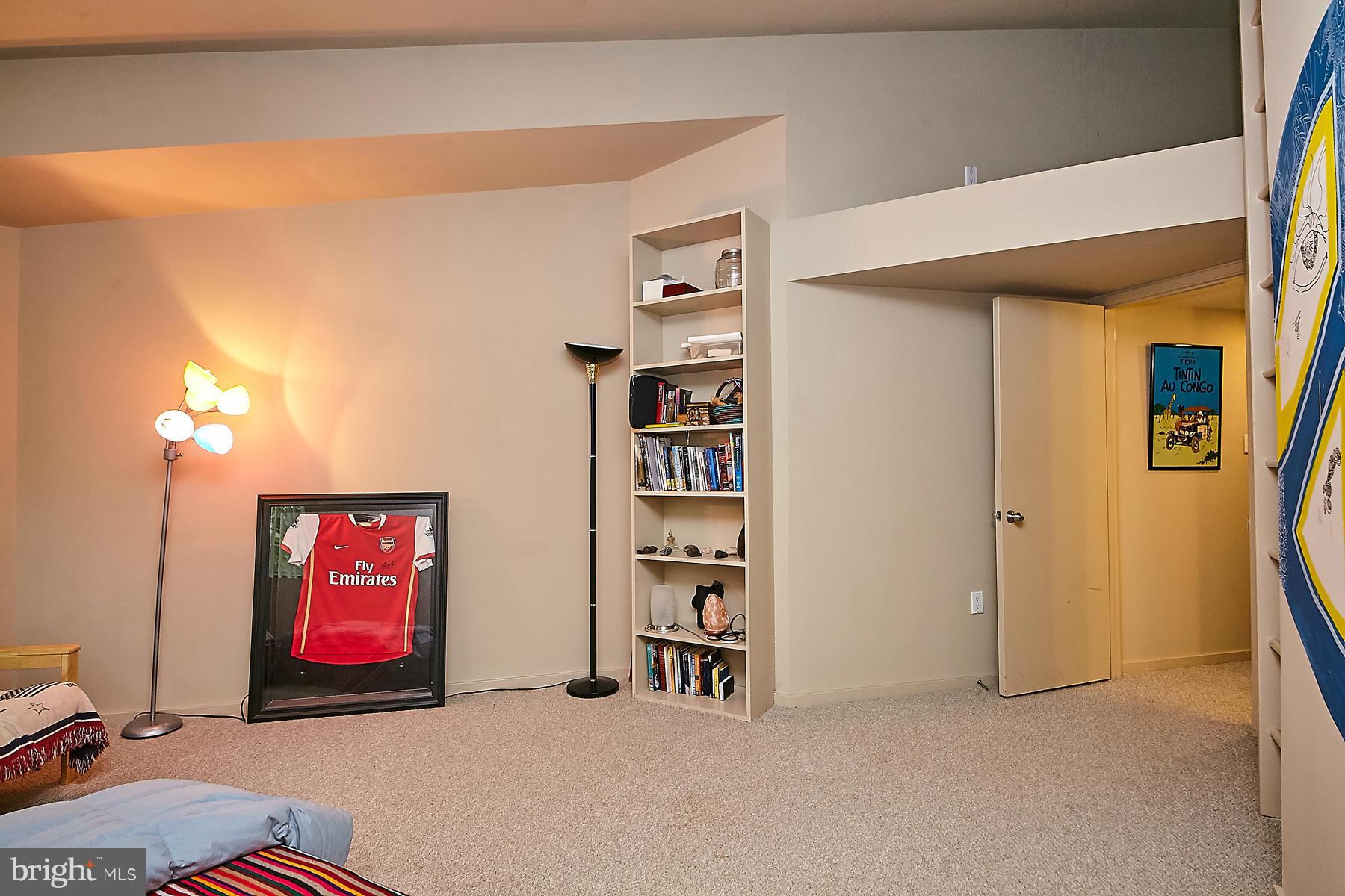 2265 Compass Point Lane Reston, VA 20191 - Photo 21 of 30 a room with furniture and closet