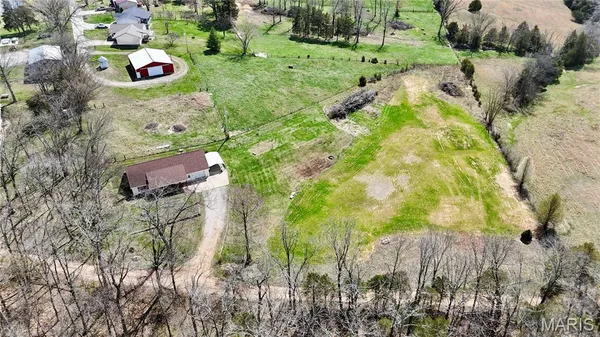 $350,000 | 61 Old School Road, Perryville, MO 63775
