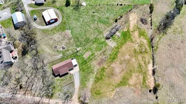 $350,000 | 61 Old School Road, Perryville, MO 63775